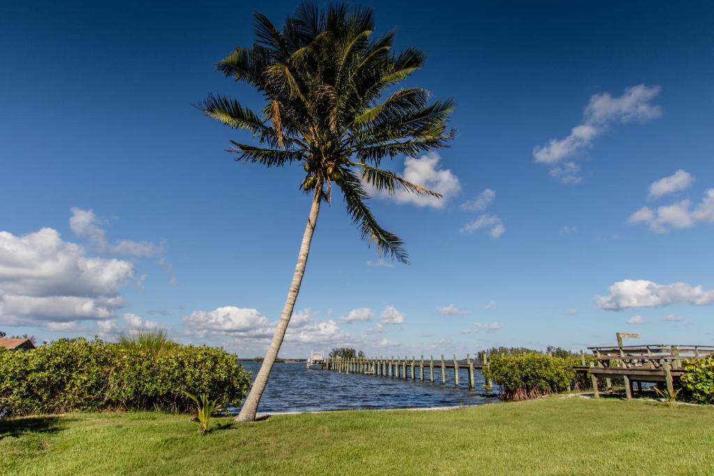 Island View Cottages Sebastian - Guest Reviews and Highlights
