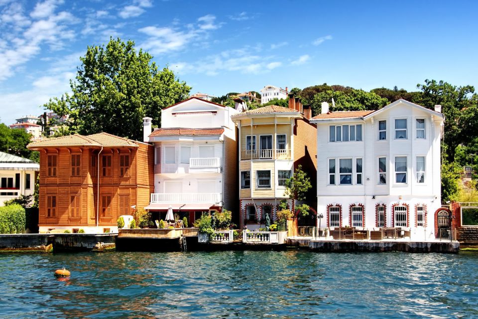 Istanbul 2-Hour Private Bosphorus Yacht Tour - Tips for Your Tour