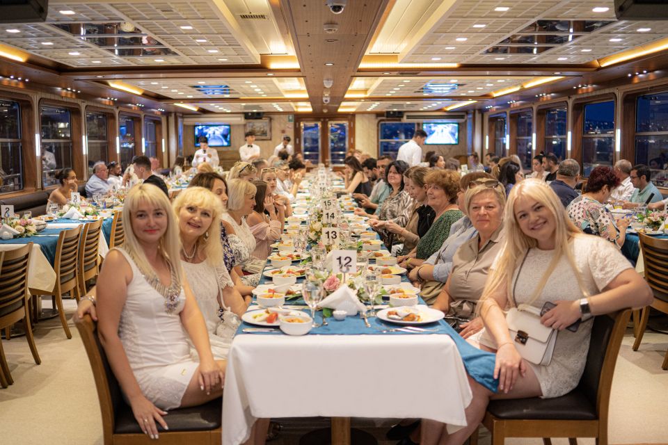 Istanbul: Bosphorus Dinner Cruise and Turkish Night Show - Vibrant Entertainment Show