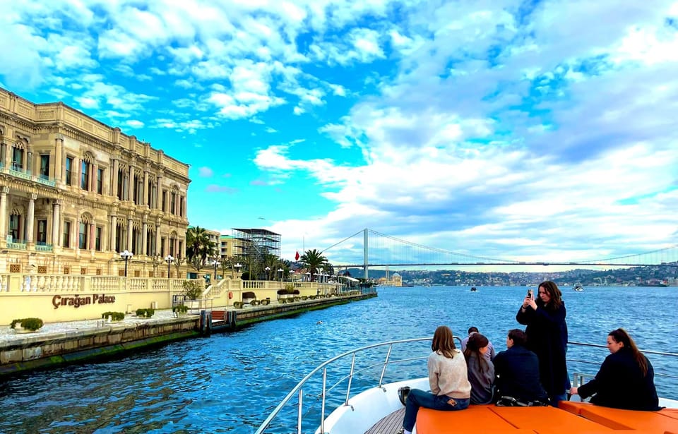 Istanbul: Daytime Bosphorus Yacht Cruise With Fruit & Snacks - Itinerary Highlights