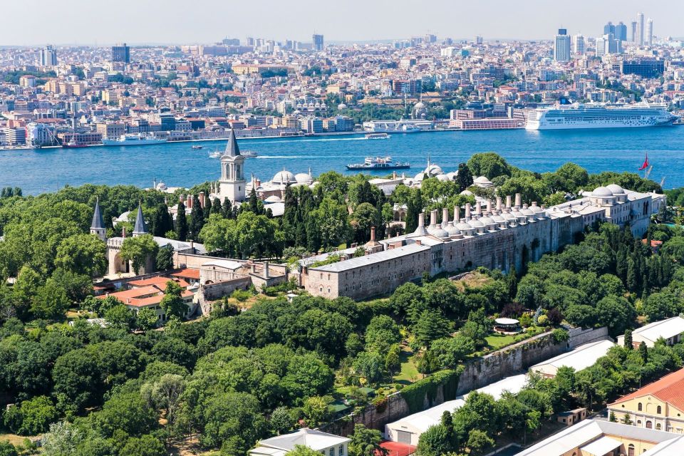 Istanbul: Guided Old City Tour and Bosphorus Sunset Cruise - Bosphorus Sunset Cruise