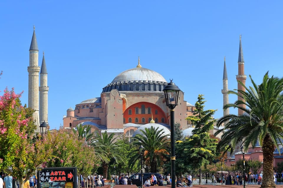 Istanbul: Hagia Sophia & Basilica Cistern Tour With Tickets - Visitor Guidelines