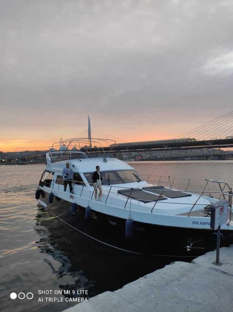 Istanbul: Luxury Yacht Tour at Sunset With Snacks - What to Expect