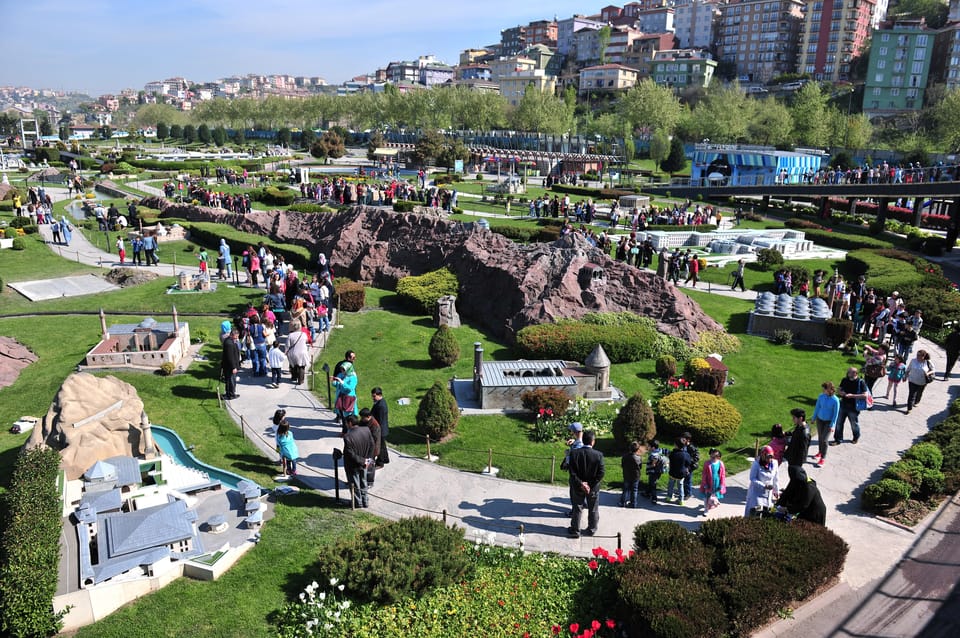 Istanbul: Miniaturk Entry Ticket & Digital Audio Guide App - Accessibility Features and Amenities