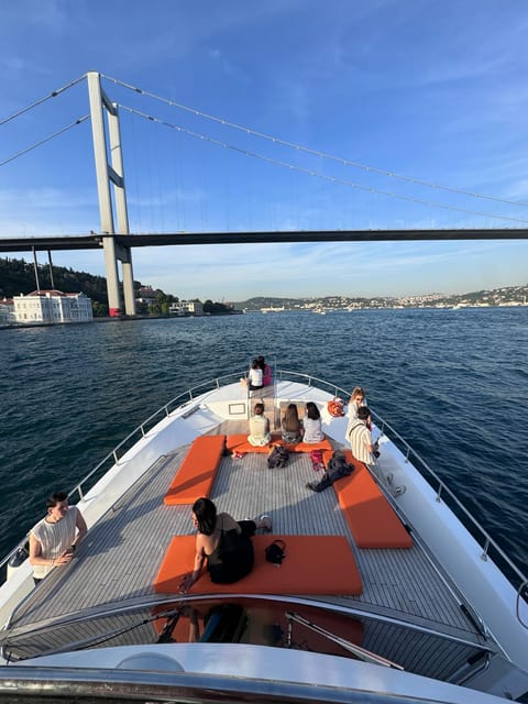 Istanbul: Morning or Sunset Cruise With Guide and Snacks - Iconic Landmarks Along the Route