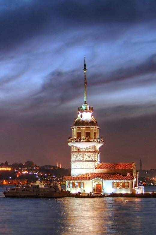 Istanbul: Sunset Bosphorus Boat Tour - Meeting Point