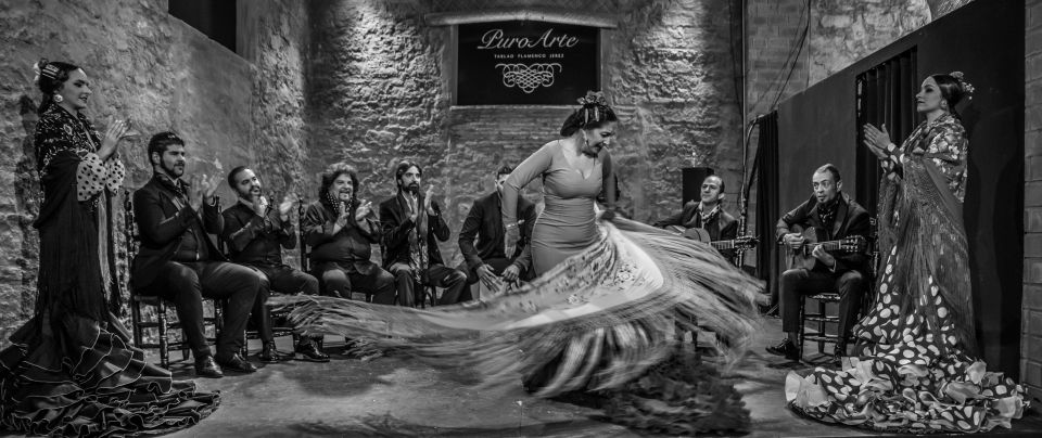 Jerez: Flamenco Show & Optional Dinner at Tablao Puro Arte - Dining Upgrade Options