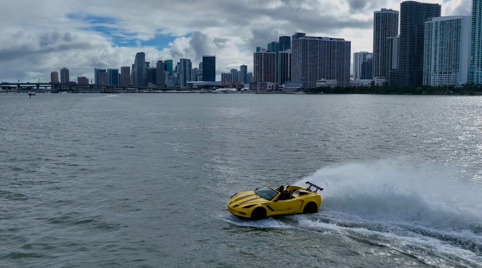 Jetcar Miami: 1 Jetcar Rental | 1h | 250$ Due at Check-In - Participant Restrictions