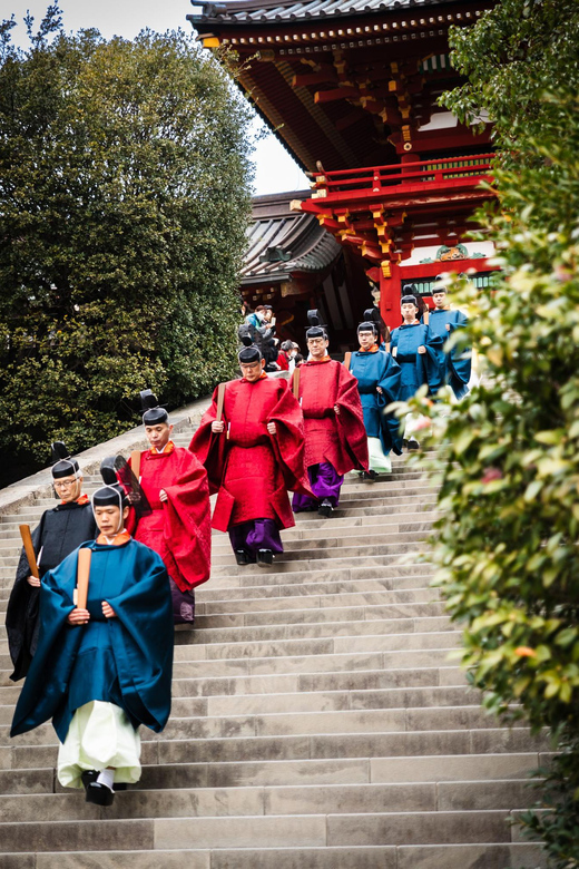 Kamakura Tour With Pro Photographer: Tsurugaoka Shrine - Meeting Point Information