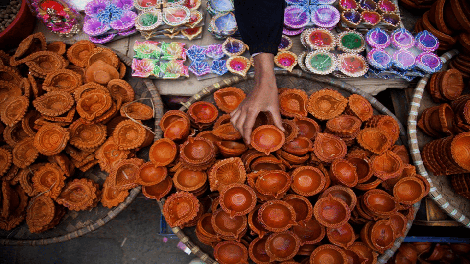 Kathmandu: Palace, Garden, Market & Stupa Near Thamel Tour - Booking Information