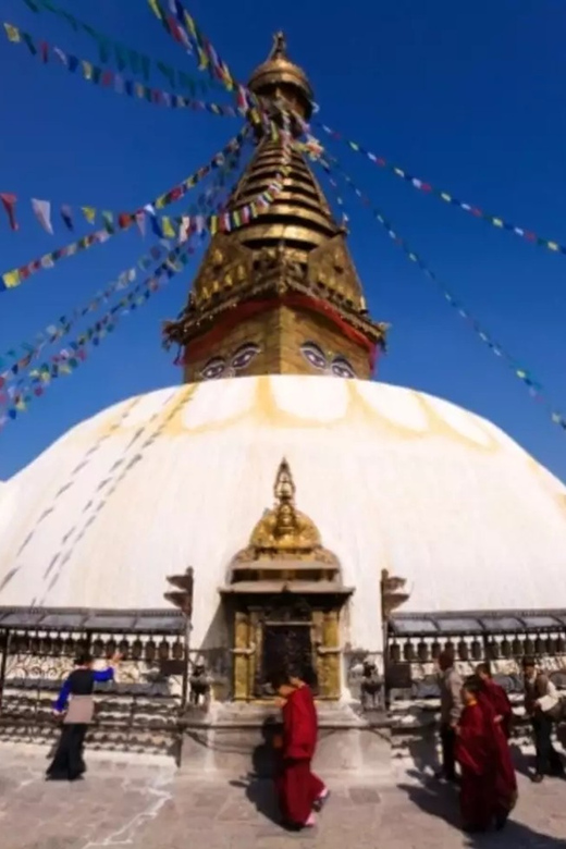 Kathmandu: Private All (7) UNESCO Heritage Sites Day Tour - Swayambhunath Stupa Experience