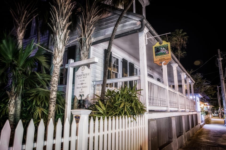 Key West: Southernmost Ghosts Haunted Walking Tour - Amsterdam Curry Mansion Inn