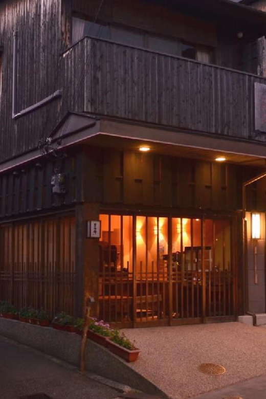 Kobe Private Full Day Tour With a Culinary Guide - Meeting Point Details