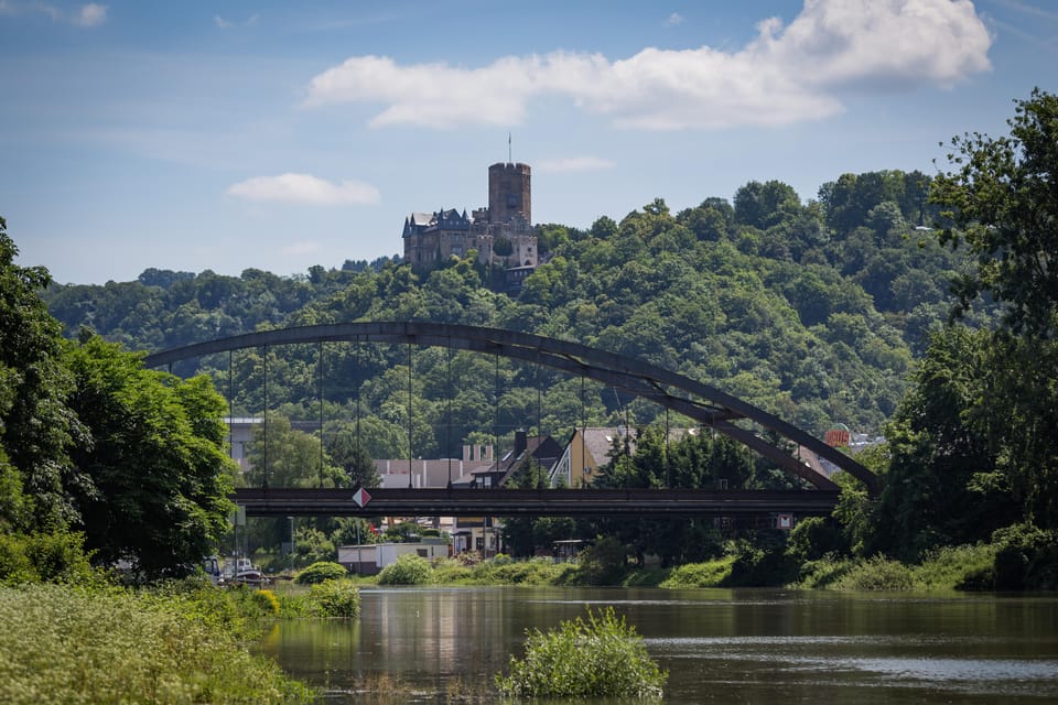 Koblenz: Rhine Valley Castles and Palaces Boat Tour - Meeting Point and Duration