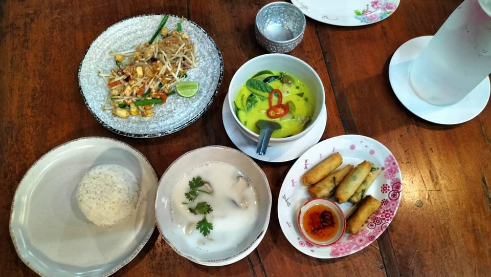 Krabi : Authentic Thai Cooking Class With Market Tour - Participant Information