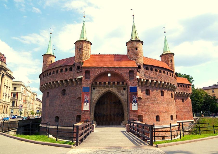 Krakow and Auschwitz Small-Group Tour From Lodz With Lunch - Krakow City Highlights