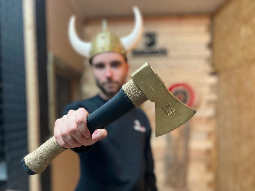 Krakow: Axe Throwing Fun - Amenities and Safety