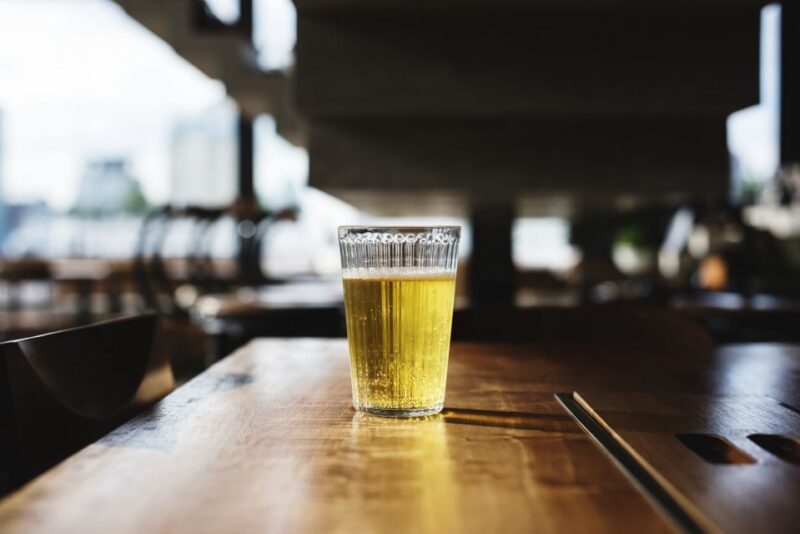 Kraków: Craft Beer Tasting Tour - Guided Experience