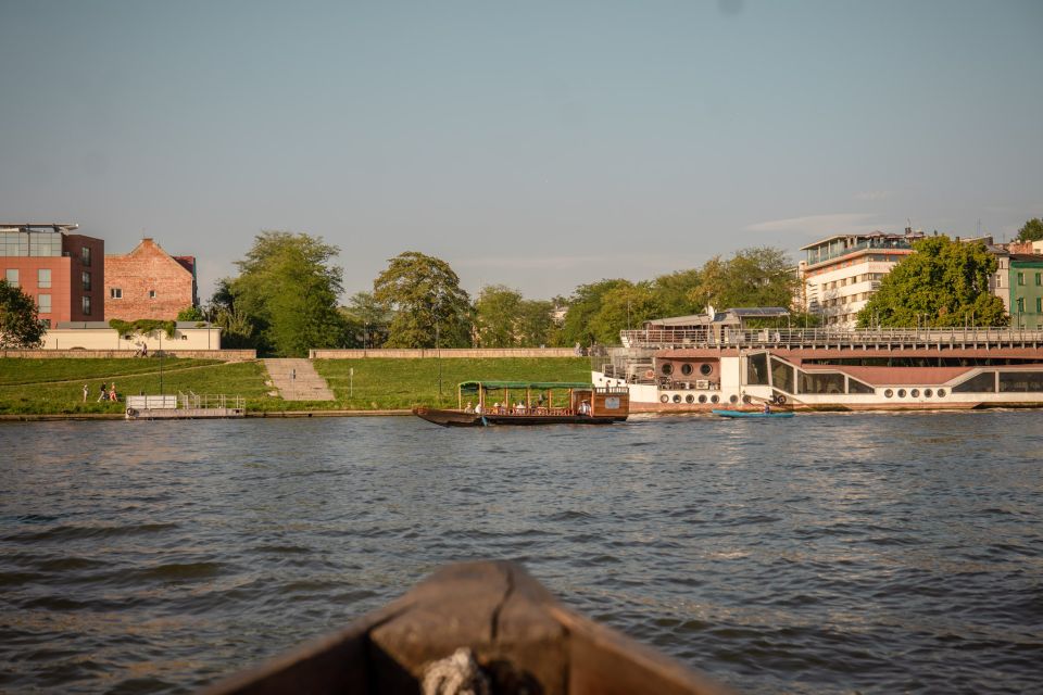 Krakow: Early Bird Vistula River Sightseeing Cruise - Important Meeting Information