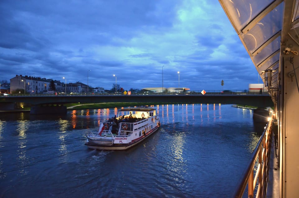 Krakow: Evening Sightseeing Cruise - Departure Location