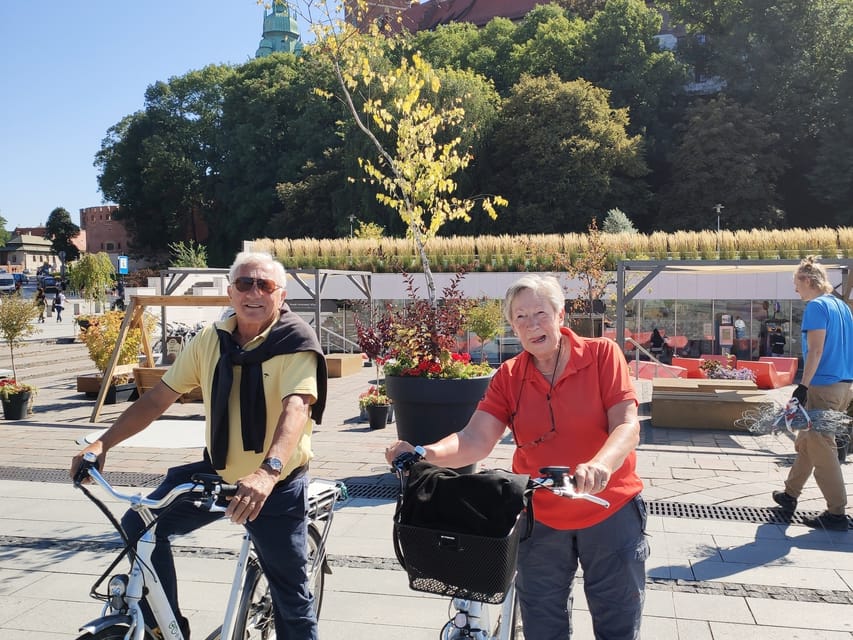 Krakow: Multilingual Tour On Electric Bikes - Participant Restrictions