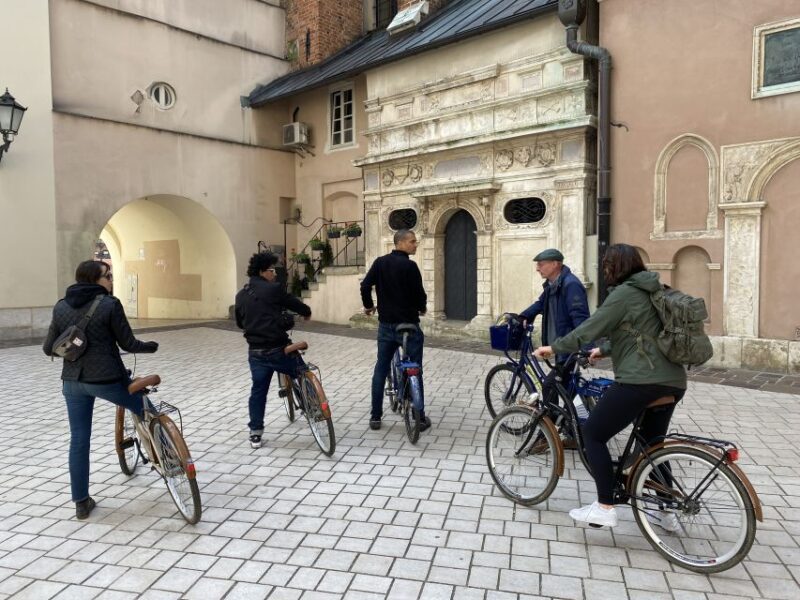 Krakow: Old Town Bike Tour With a Guide - Customer Feedback and Ratings