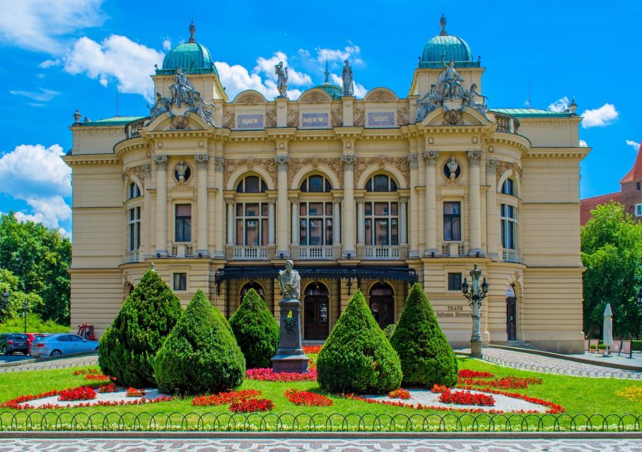 Krakow: Old Town Highlights Private Walking Tour - Important Information