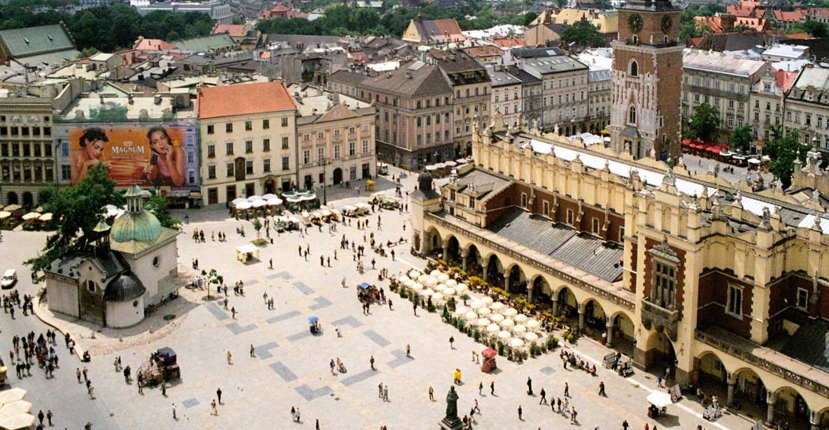 Krakow Old Town & Kazimierz Highlights Tour by Electric Car - Logistics and Meeting Point