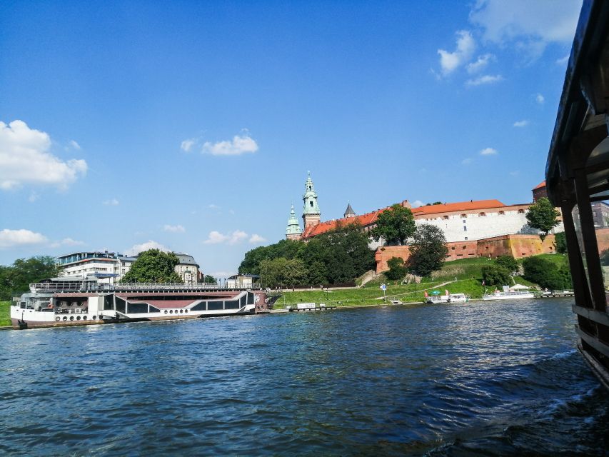 Krakow: Scenic River Cruise - Key Landmarks