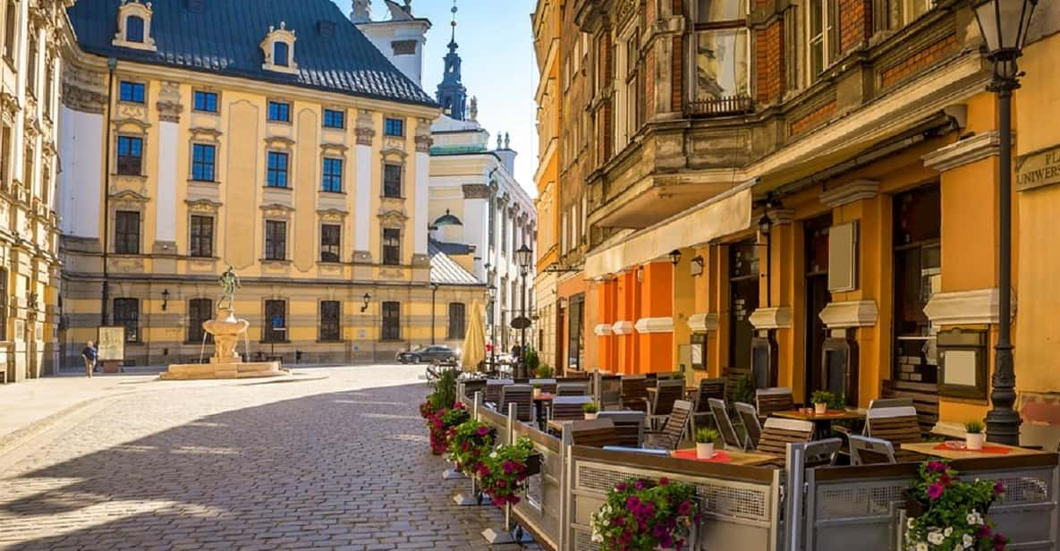 Krakow: the Old Town & Wawel Castle Guided Tour - Meeting Information