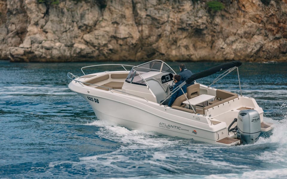 Krk: Rent a Boat Atlantic 750 Open - Safety Instructions