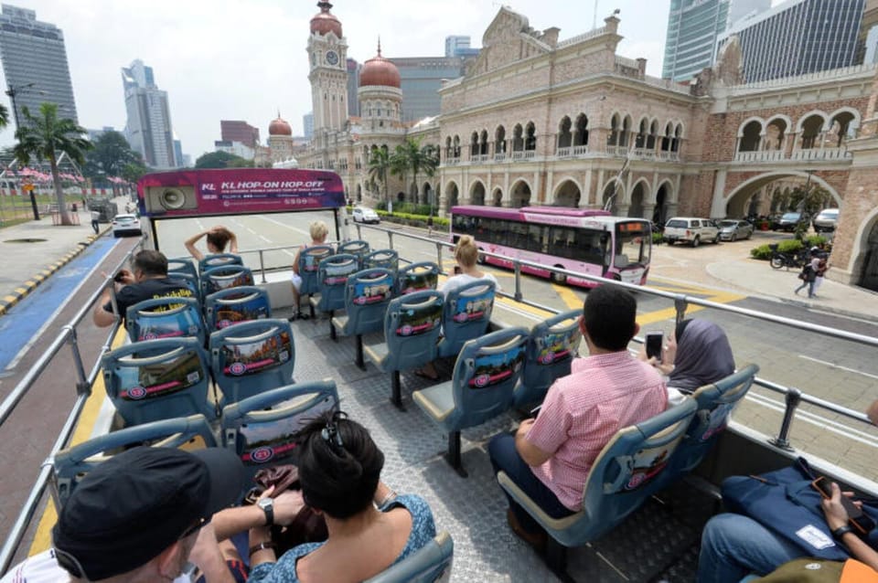 Kuala Lumpur: 24-Hour Hop-On Hop-Off Bus Tour & Audio Guide - Logistics and Meeting Point