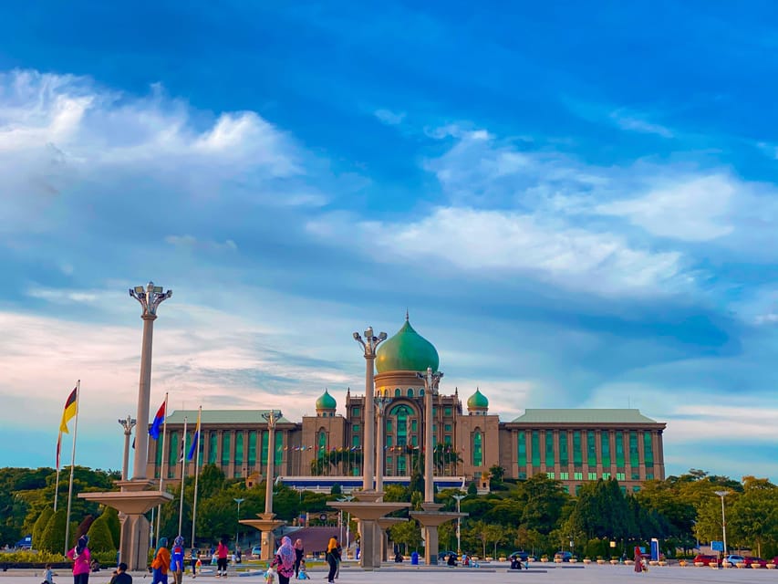 Kuala Lumpur: Putrajaya Tour With Pink Mosque & River Cruise - Transportation Details