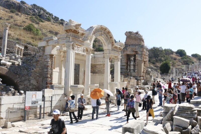 Kusadasi: Private Ephesus Day Trip With Pickup and Drop-Off - Exploring Ephesus Ancient City