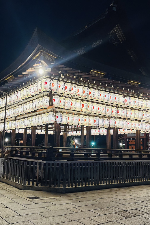 Kyoto: Gion District at Night Guided Group Walking Tour - Pricing and Booking Information