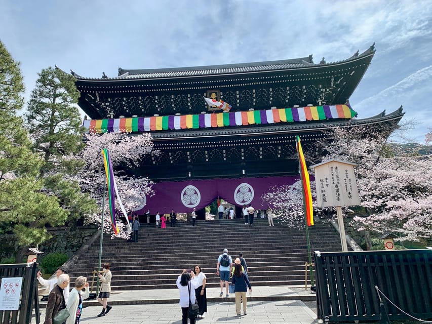 Kyoto: Gion District Walking With an Expert Local Tour Guide - Important Information