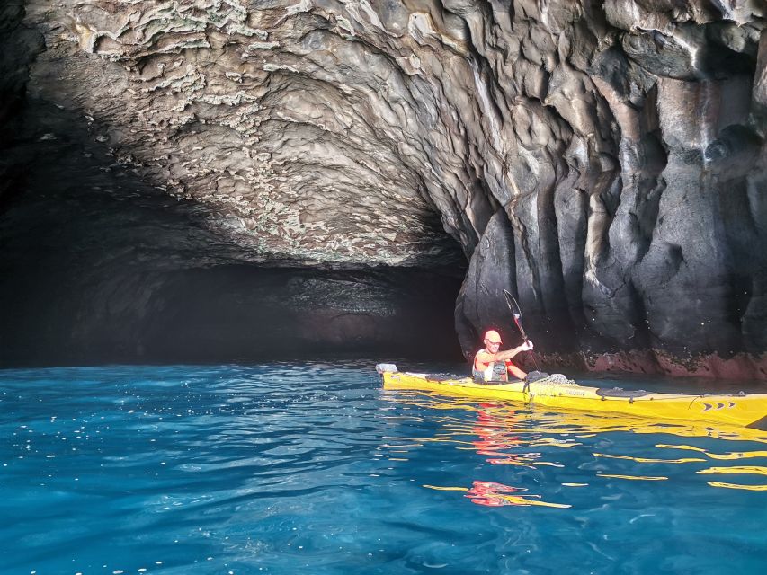 La Palma: Beautiful Cave Sea Kayaking Tour - Kayaking Adventure