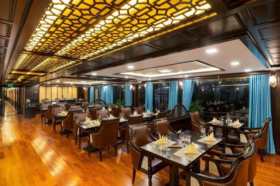 La Regina 5 Star - 2 Days Visiting Ha Long Bay & Lan Ha Bay - Onboard Experiences