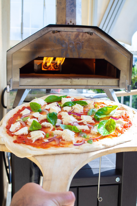 Lago Maggiore: Pizza Class and Tasting - Cooking Experience and Atmosphere