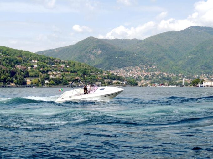 Lake Como: 1h Adventure on a Luxury Private Boat - Nearby Attractions