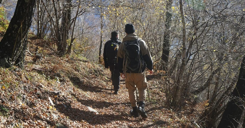 Lake Maggiore: Smugglers Trekking Across the Border - Contact Information