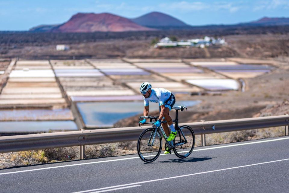 Lanzarote: Guided Road Bike Tour - Volcanic Wonders