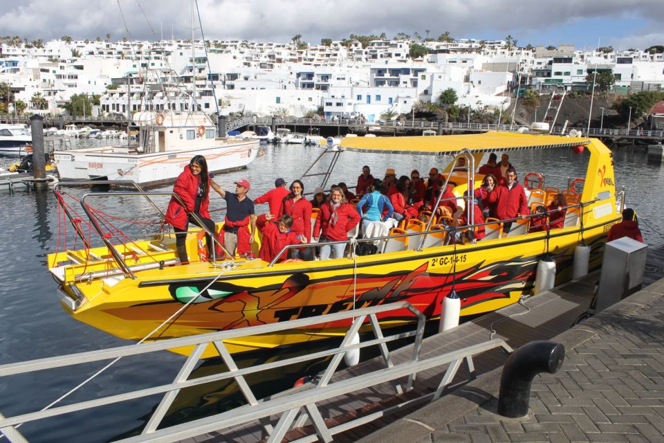 Lanzarote: Lobos Island Half-Day Dolphin Watching Trip - Exploring Lobos Island