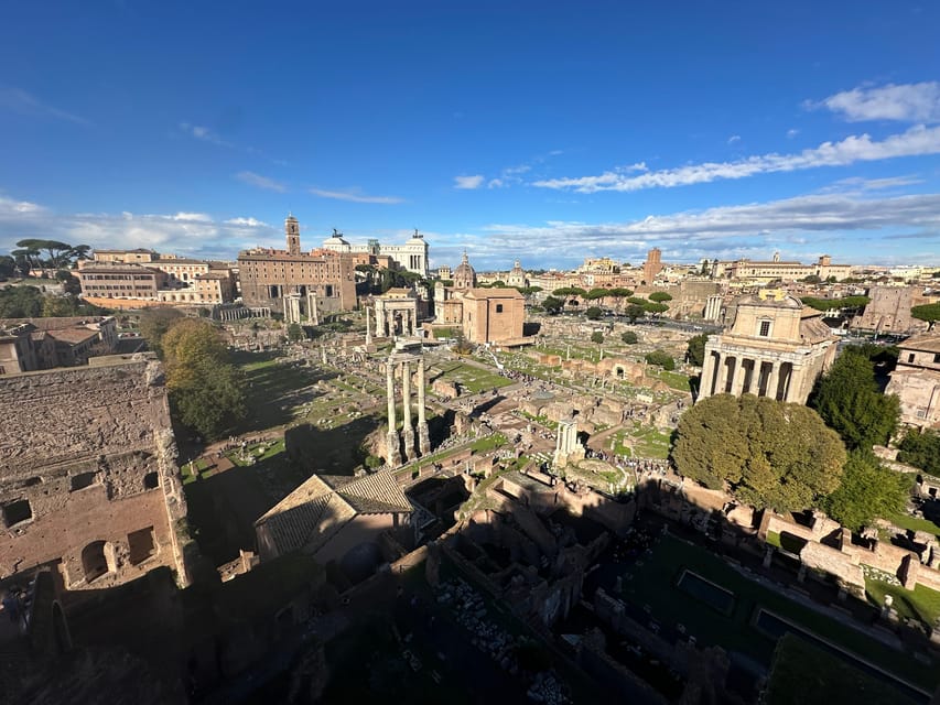 Last Entry Colosseum, Arena Access, Forum & Rooftop Aperitif - Meeting Point and Directions