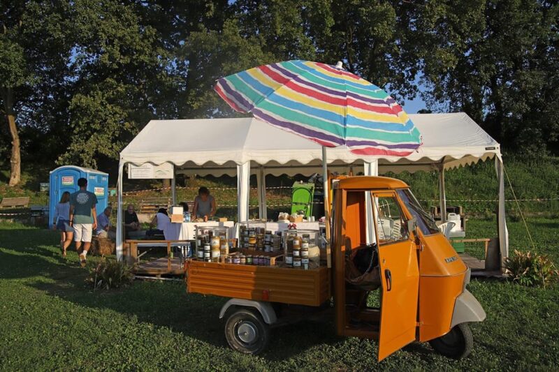 Lazise: Beekeeping Farm Family Experience, the World of Bees - Sensory Journey