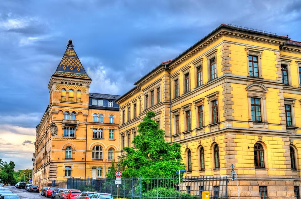 Leipzig: Insta-Perfect Walk With a Local - Instagrammable Spots