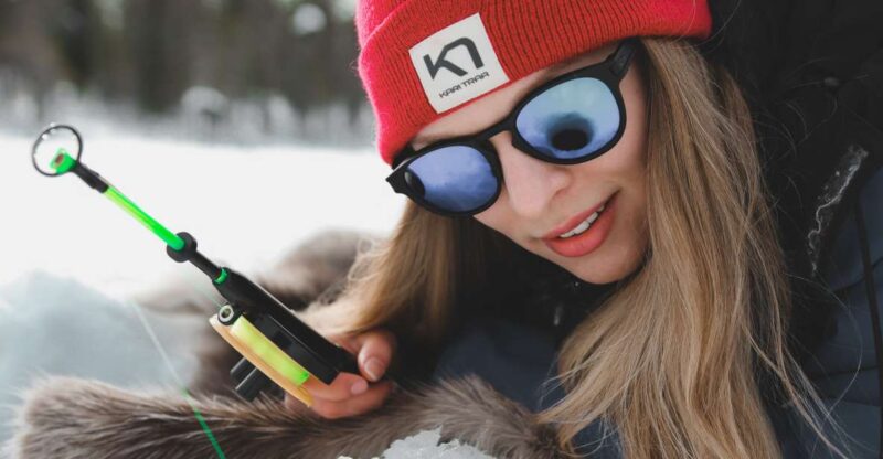 Levi: Finnish Ice Fishing Tour by Car - Included Amenities