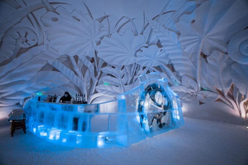 Levi: Snow Castle Guided Tour - Lappish Cuisine at the Ice Bar