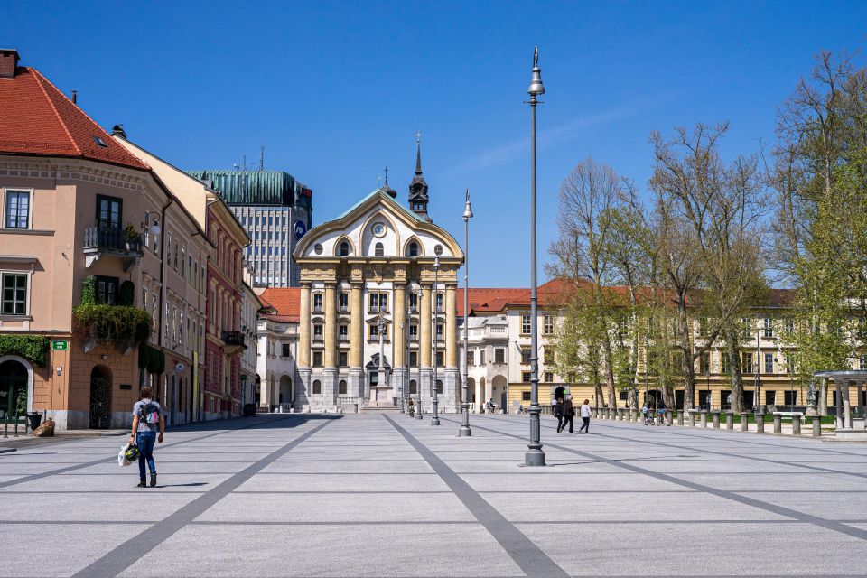 Ljubljana: UNESCO Cultural Heritage Tour - Accessibility and Pickup