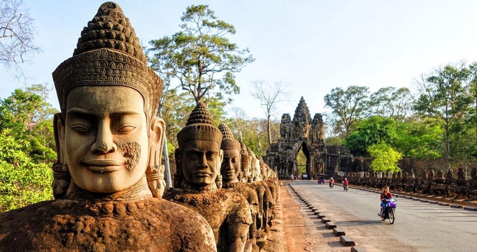 Local French Speaking Guide for Angkor Wat Day Tour - Key Attractions